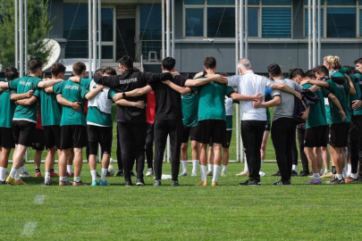 Bursaspor, Özlüce’de kampa girdi