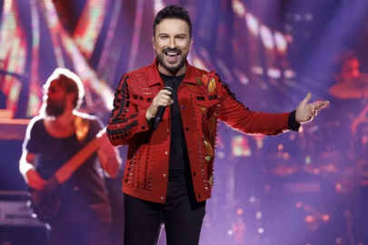 Tarkan’dan 100. yıl için marş
