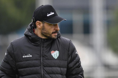 Özer Hurmacı 10 maçta 16 puan topladı