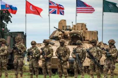 Pentagon’dan “Türk bayraklı” paylaşım