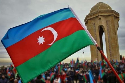 Azerbaycan'dan vatandaşlarına "İran'a seyahat" uyarısı