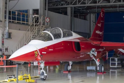 HÜRJET yerli kokpit ile uçuyor