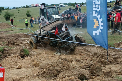 Kocaeli'de düzenlenen Off-Road Festivali'nde heyecan zirveye ulaştı