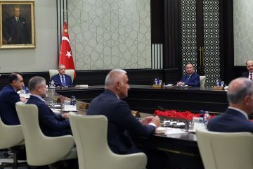 Yeni kabine bugün belli oluyor!