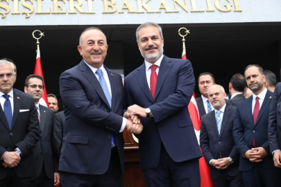 Dışişleri Bakanlığı'nda devir teslim töreni