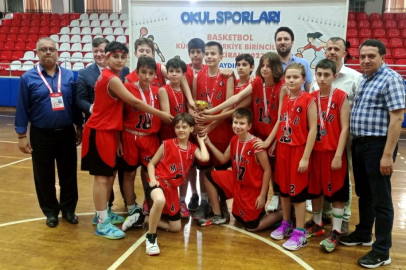 Macide Gazioğlu Ortaokulu Aydın’dan iki kupayla döndü