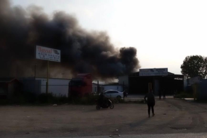 Bursa'da geri dönüşüm tesisinde korkutan yangın