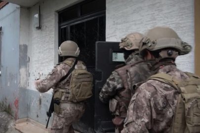 Bursa’da şafak vakti 46 adrese eş zamanlı operasyon