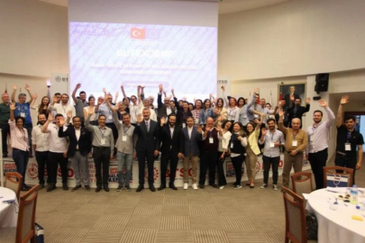 Bursa'da teknik tekstil ve kompozit sektörleri bir araya geldi