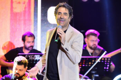 Ünlü sanatçıdan hayranlarına müjde