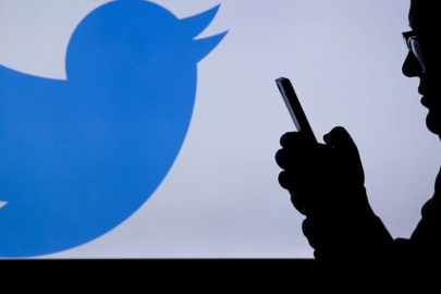 Musk’tan Twitter’a geçici sınırlama
