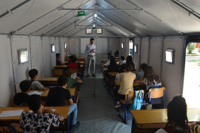 MEB'den deprem bölgesindeki öğretmenlere tayin hakkı