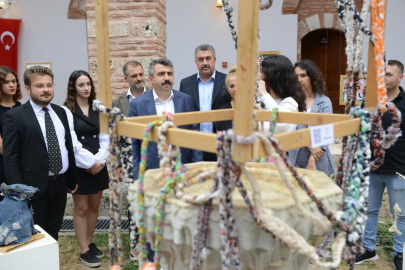 Yıldırım'da atık kumaşlar kıyafete dönüştü