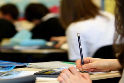 Milyonlarca öğrenciyi ilgilendiren kararlar Resmi Gazete'de