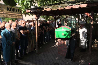 Anne ile kızı 2 saat arayla hayatını kaybetti