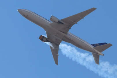 İran, Azerbaycan ve Ermenistan'a uçak seferlerini durdurdu