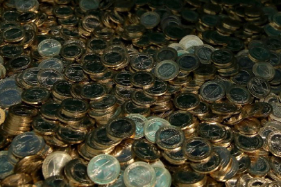 1 TL’nin Değeri Çeyrek Altını Geçti! O 1 TL’ler 9 bin TL’den Alıcı Buluyor