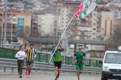 Sevgililer Günü'nde Bursaspor’a koştular