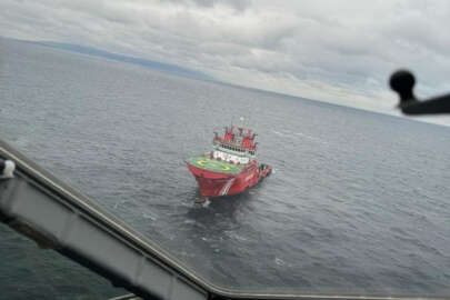 Batan gemi için denizden ve havadan seferberlik böyle görüntülendi