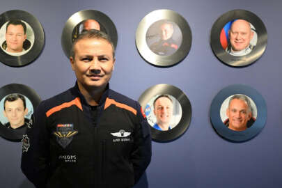 Gezeravcı: "Gelecekte uzaya imza atacak gençlerimizi mutlaka GUHEM’e bekliyorum"