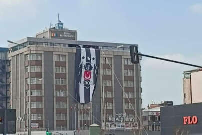 Bursa'da Beşiktaş bayrağına taraftardan tepki