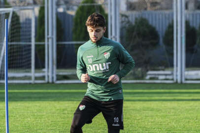 Bursaspor günü çift idmanla tamamladı