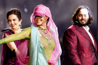 Rihanna, kıyafetiyle  alay konusu oldu