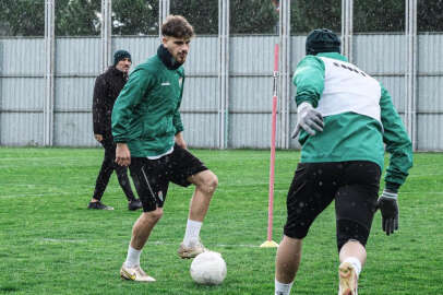 Bursaspor’da çalışmalar sürüyor