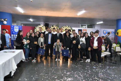 Bursa'da Huzurevi sakinlerine şenlik var