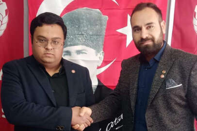 CHP’den 2 haftada 2 kez istifa etti