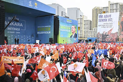 AK Parti’nin Ankara mitingine 200 bin kişi katıldı