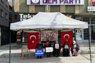 Ailelerin evlat nöbeti sürüyor