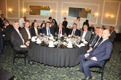 İş Dünyası TEKSİDER iftarında bir araya geldi