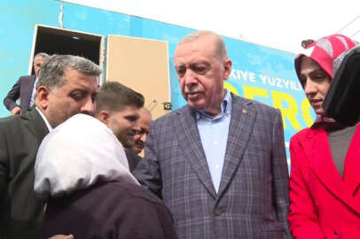 Yaşlı teyzeden, Cumhurbaşkanı Erdoğan'a: "20 yıldır seninle beraberim"