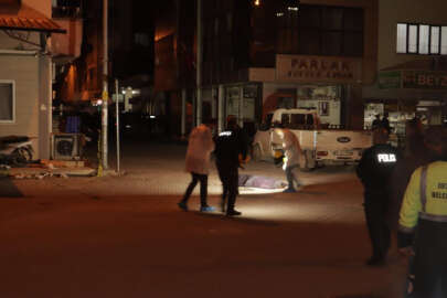 Boşanma aşamasındaki eşine kurşun yağdırdı