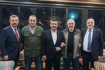 Selçuk Türkoğlu’na anlamlı destek