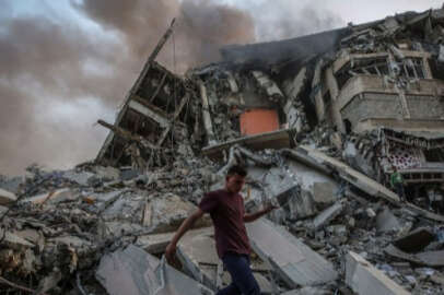 Gazze’de can kaybı 34 bin 97’ye yükseldi