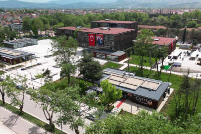 İnegöl’ün yeni ‘Nöbetçi Kütüphanesi’ törenle hizmete girdi