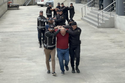 Bursa'da gözaltına alınan 27 çete üyesi adliyeye sevk edildi