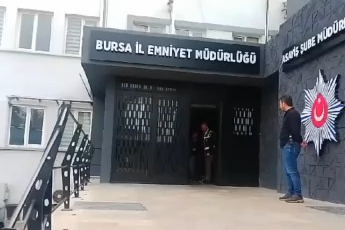 Bursa'da birisi 98, diğeri 25 yıldan aranan 2 şüpheli yakalandı