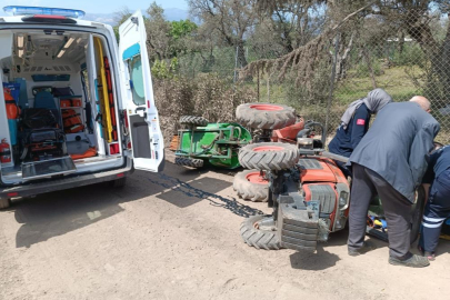 Bursa'da feci traktör kazası: Sürücüsü ölümden döndü