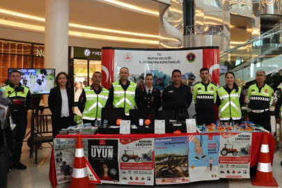 Bursa İl Jandarma Komutanlığı vatandaşları bilgilendirdi