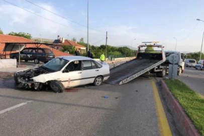 Otomobil istinat duvarına çarptı: 1 ölü