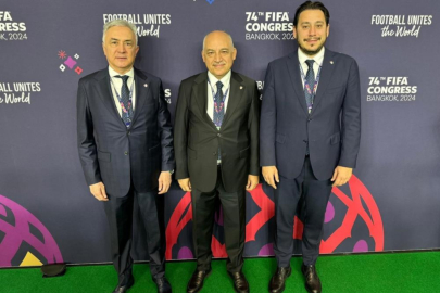 Büyükekşi, FIFA Başkanı Gianni Infantino ile bir araya geldi