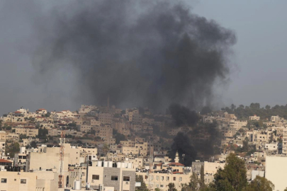 İsrail Gazze Şeridi’nde sivilleri vurmaya devam ediyor: 20 ölü