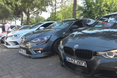 Bursa'da modifiye tutkunları eserlerini sergiledi