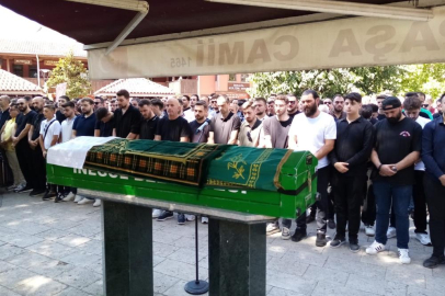 Şeref Ay, Bursa'da gözyaşlarıyla toprağa verildi