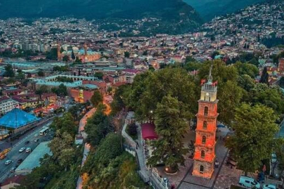 Bursa'nın Meşhur Yönleri: Tarih, Doğa ve Lezzetlerin Şehri