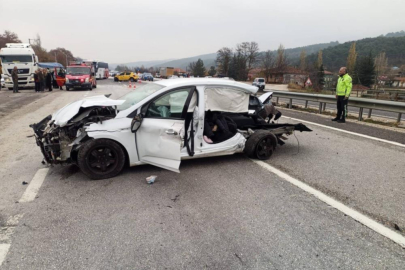 Feci kazanın ateşi Bursa'ya düştü...Genç öğretmen ve küçük çocuğu kaza kurbanı