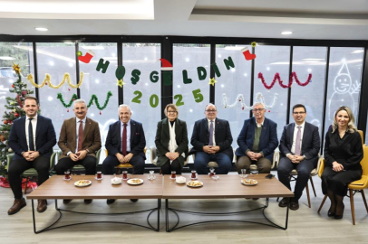Nilüfer’de huzurevi sakinlerinden yeni yıla keyifli karşılama